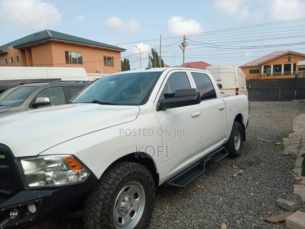 RAM 1500 Classic Tradesman Crew Cab 4WD 5.6 ft SB 2023 White