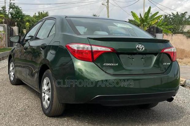 Toyota Corolla L 4dr Sedan (1.8L 4cyl 4A) 2015 Green