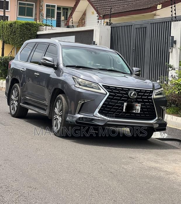 Lexus LX 570 AWD 2017 Gray