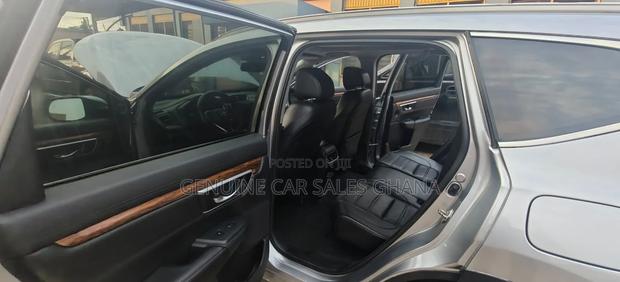 Honda CR-V Touring AWD 2019 Silver