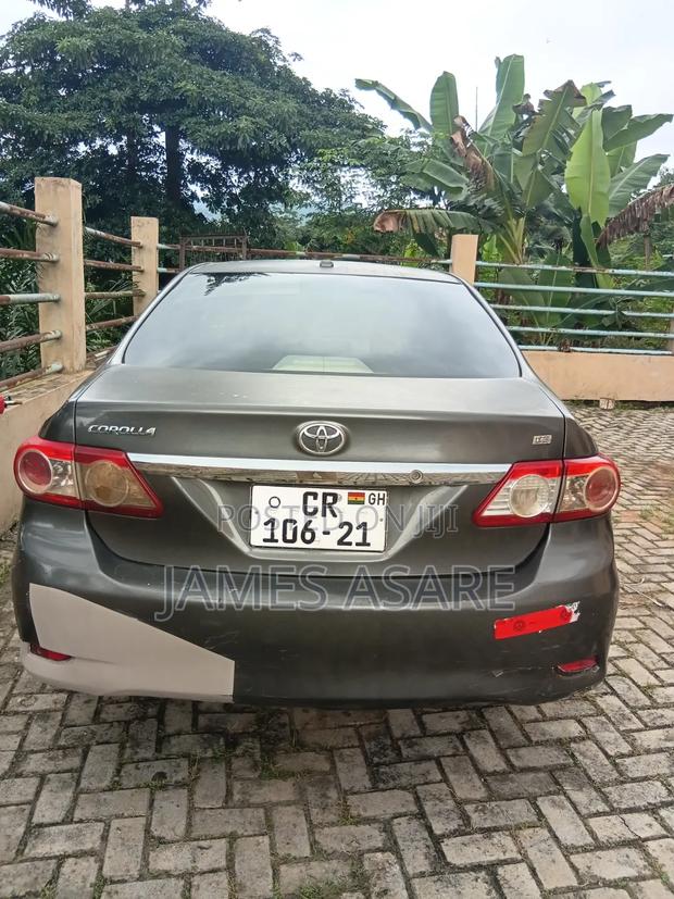 Toyota Corolla 2012 Gray