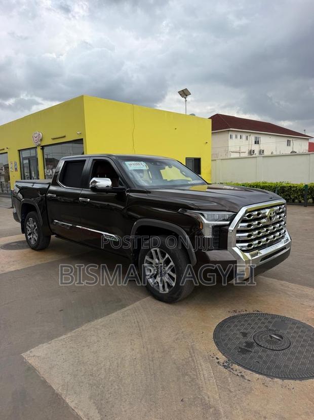 Toyota Tundra 2025