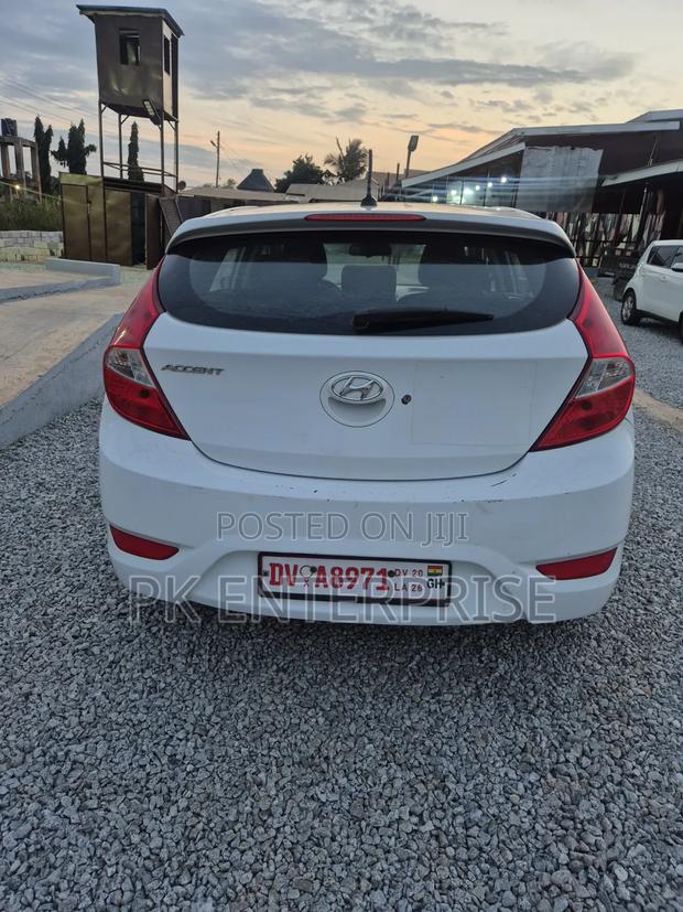 Hyundai Accent 2017 White