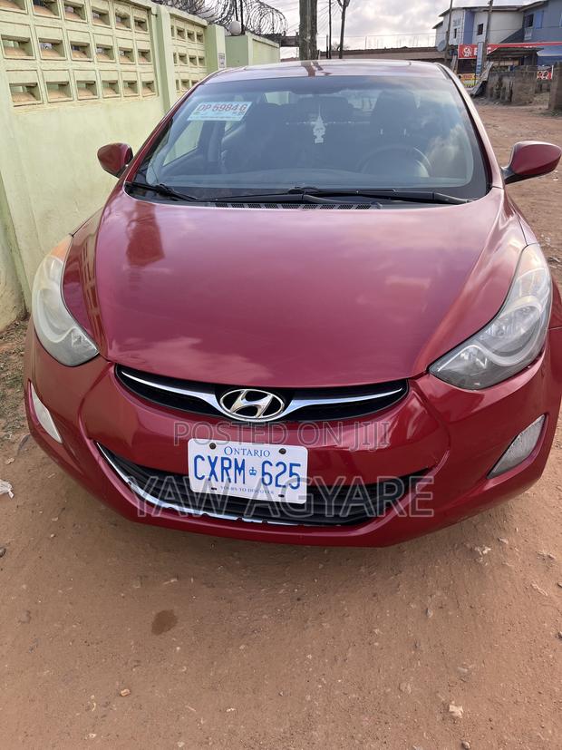 Hyundai Elantra SE Sedan FWD (1.8L 4cyl 6M) 2016 Red