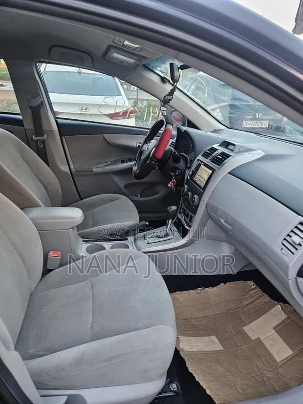 Toyota Corolla 2013 Blue