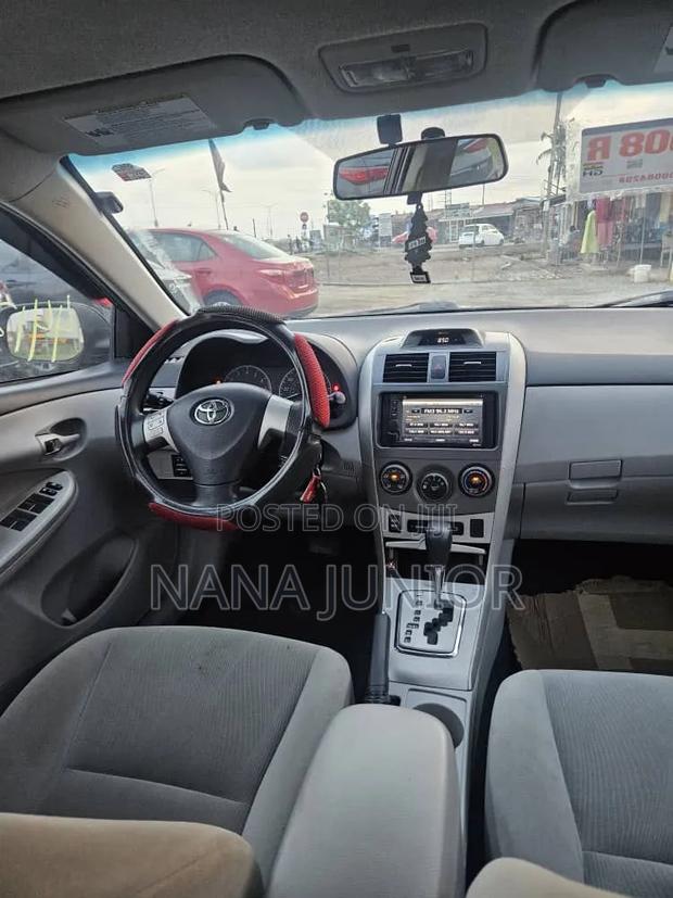 Toyota Corolla 2013 Blue
