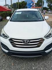 Hyundai Santa Fe 2016 White for sale