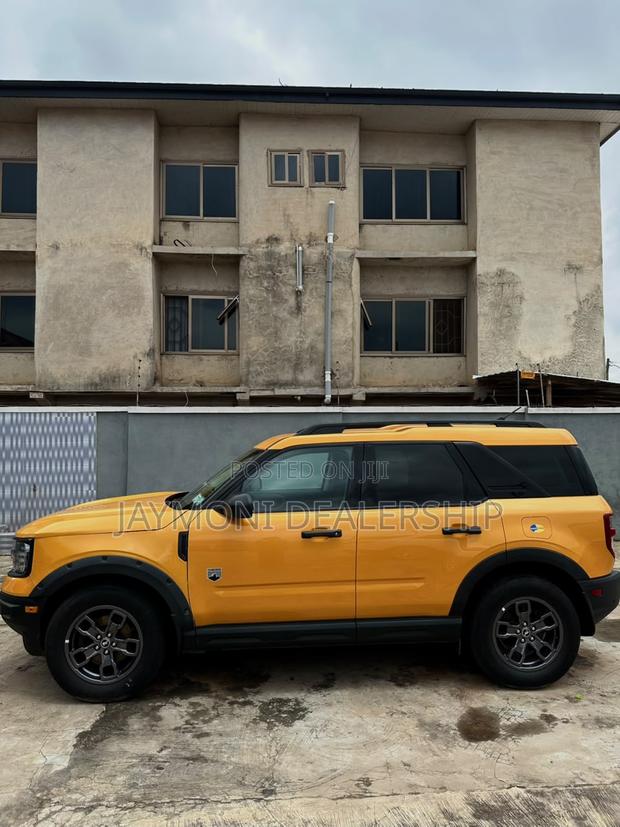 Ford Bronco 2023 Yellow