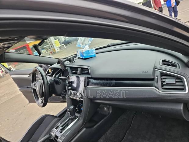 Honda Civic 2021 Gray