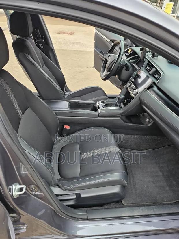 Honda Civic 2021 Gray