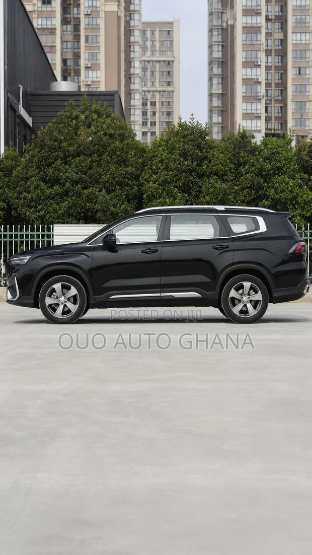 Geely Okavango 2025 Black
