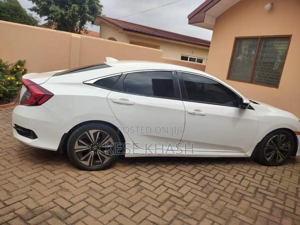 Honda Civic 2017 White