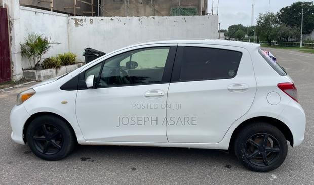 Toyota Yaris 2013 White