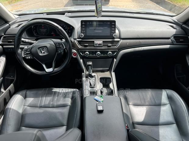 Honda Accord 2019 Silver