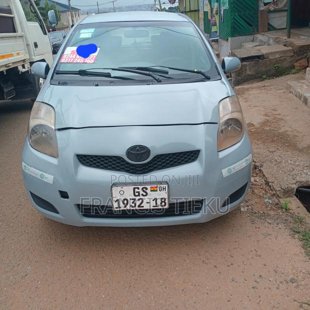 Toyota Vitz 2012