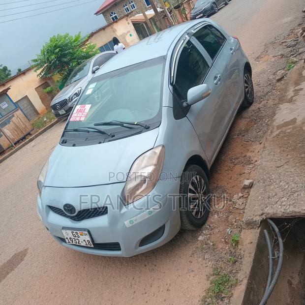 Toyota Vitz 2012
