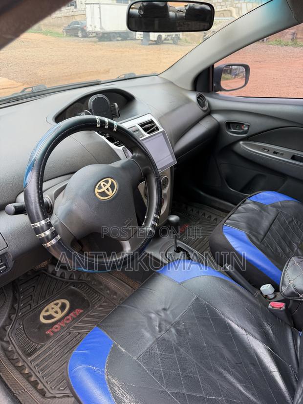Toyota Yaris 1.5 Sedan 2008