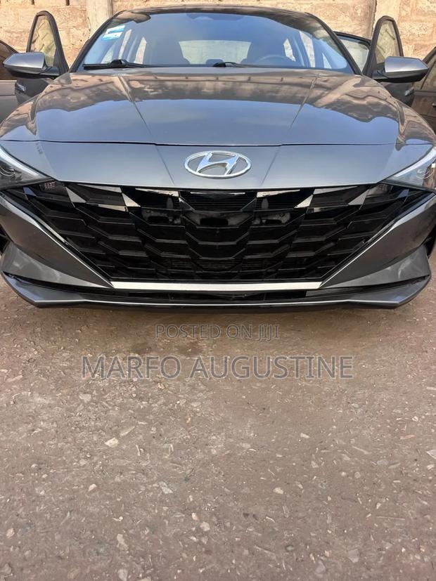 Hyundai Elantra 2021 Gray