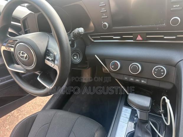 Hyundai Elantra 2021 Gray