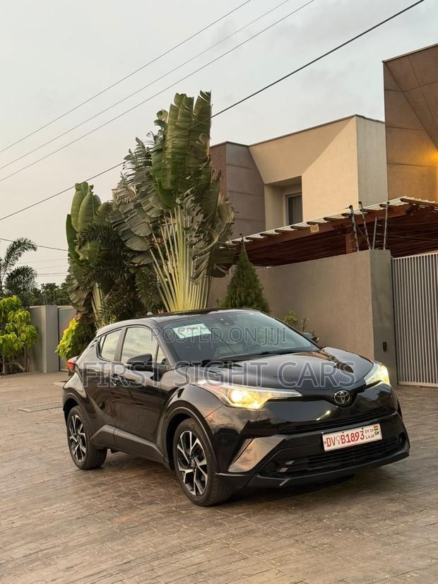 Toyota C-HR XLE FWD 2019 Black