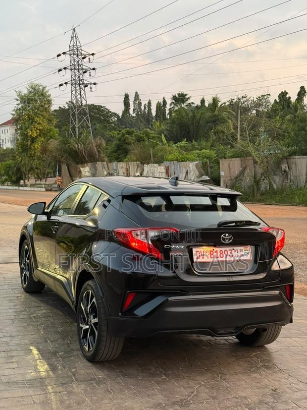 Toyota C-HR XLE FWD 2019 Black