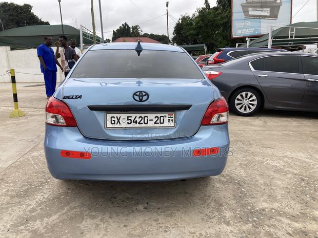 Toyota Belta 2010 Blue