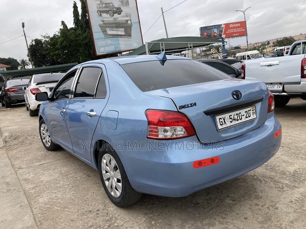 Toyota Belta 2010 Blue