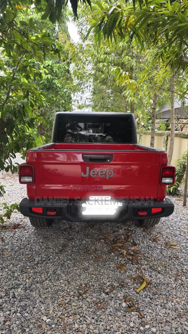 Jeep Gladiator 2021 Red