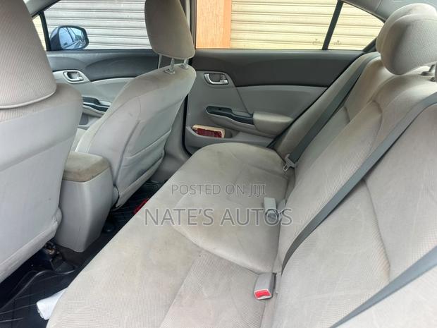 Honda Civic LX Sedan Automatic 2012 Gray
