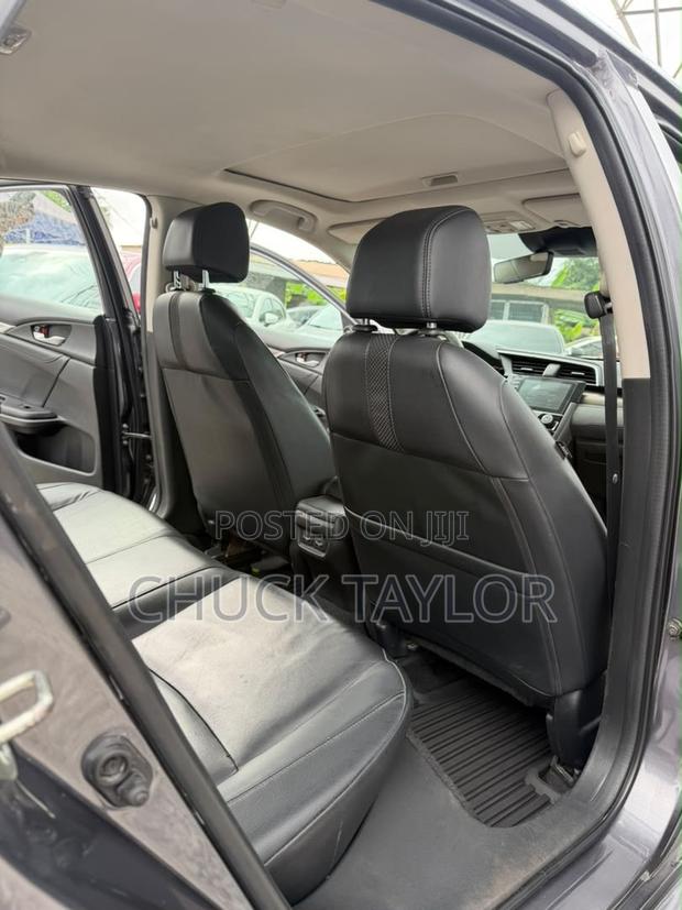 Honda Civic Touring Coupe 2019 Blue