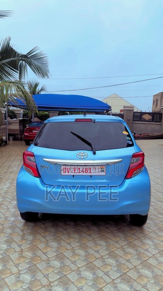 Toyota Vitz 2015 Blue
