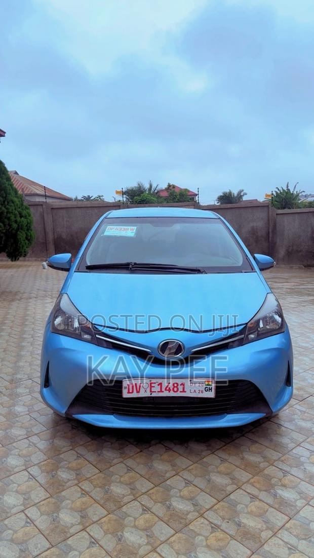 Toyota Vitz 2015 Blue