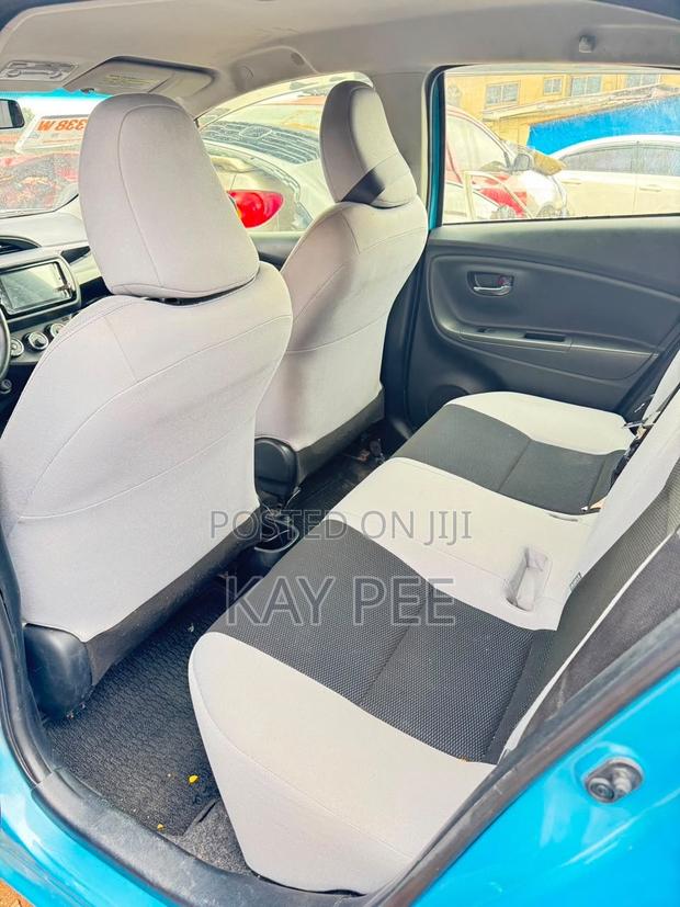 Toyota Vitz 2015 Blue