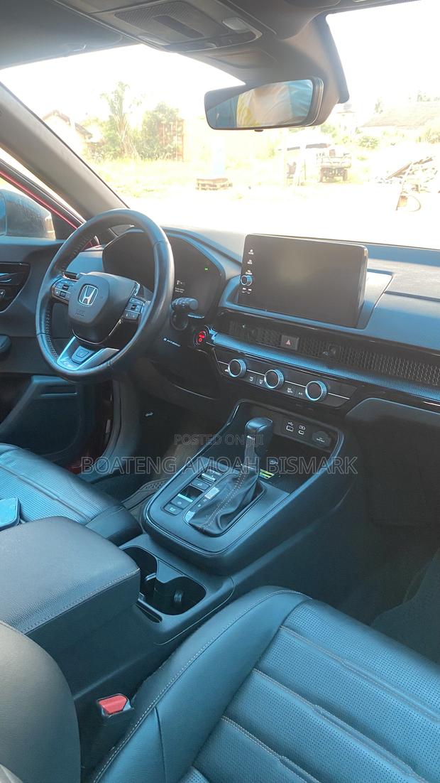 Honda CR-V Hybrid 2024 Red
