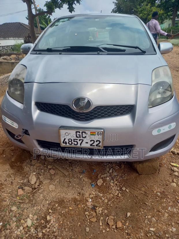 Toyota Vitz 1.3 AWD 5dr 2010 Silver