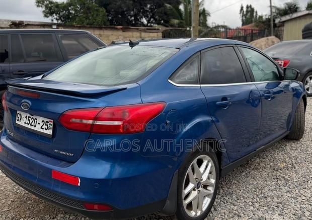 Ford Focus 2018 Blue
