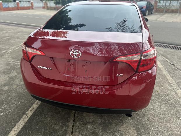 Toyota Corolla LE (1.8L 4cyl 2A) 2019 Red