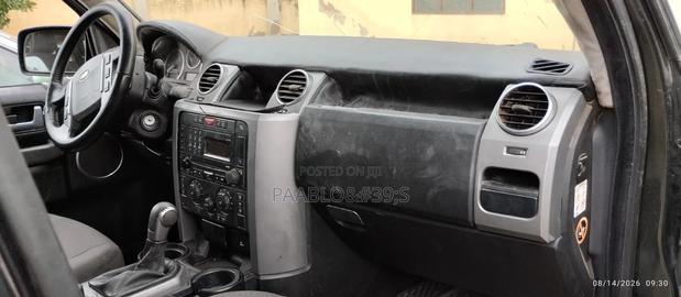 Land Rover Discovery 2012 Green