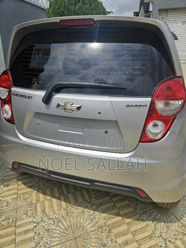 Chevrolet Spark 2015 Gray