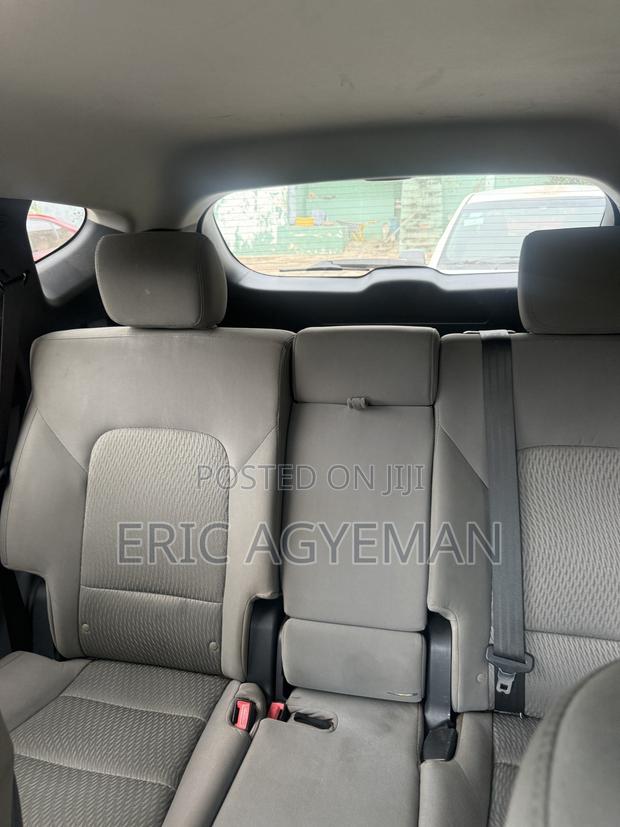 Hyundai Santa Fe SE AWD 2016 Gray