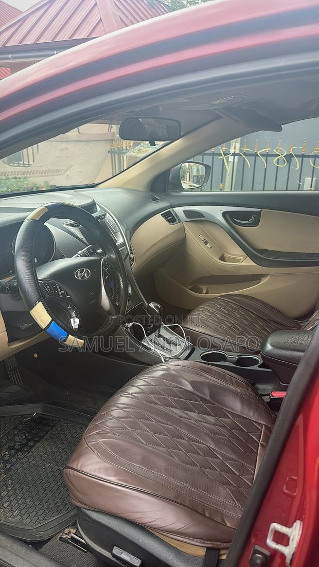 Hyundai Elantra 2013 Red