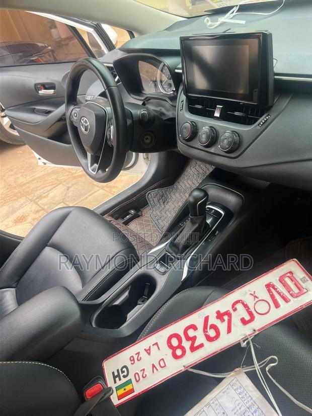Toyota Corolla L 2021 White