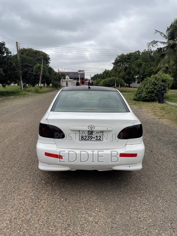 Toyota Corolla LE 2005 White