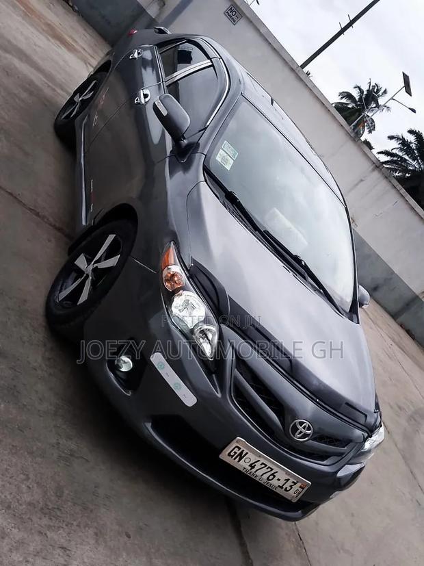 Toyota Corolla 2012 Gray