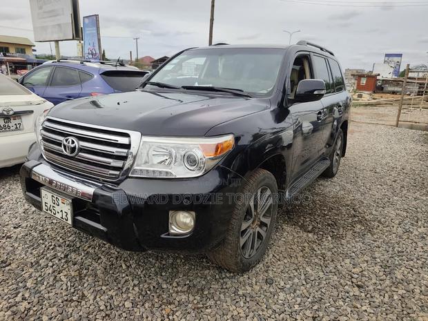 Toyota Land Cruiser 2013 Black