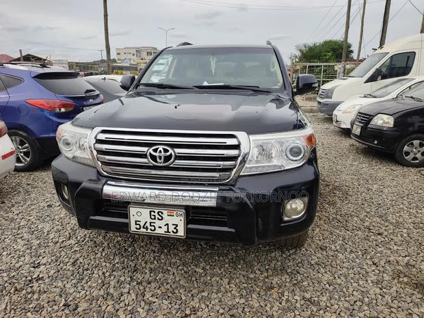 Toyota Land Cruiser 2013 Black