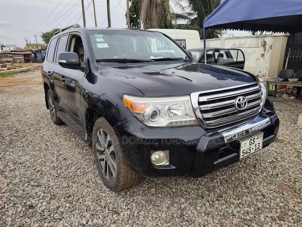 Toyota Land Cruiser 2013 Black