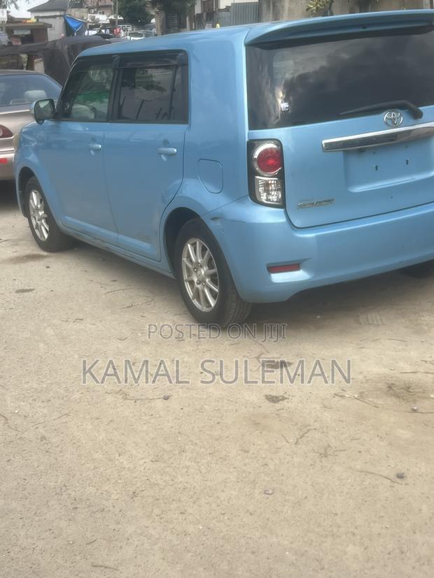 Toyota Corolla Rumion 2013 Blue