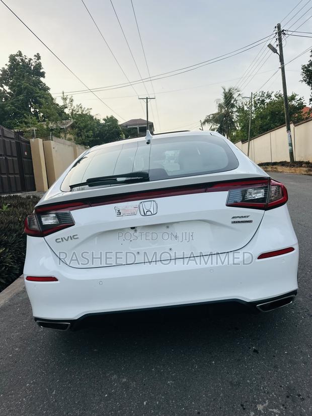 Honda Civic Sport Touring 2022 White