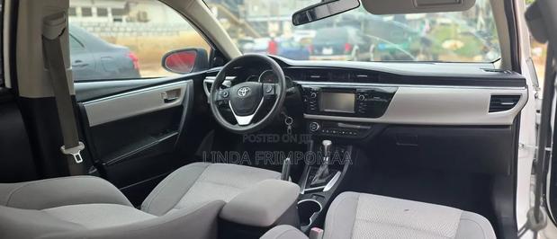 Toyota Corolla L 4dr Sedan (1.8L 4cyl 4A) 2015 White